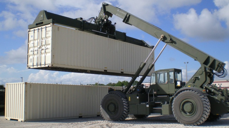 rough terrain container handler iso lift